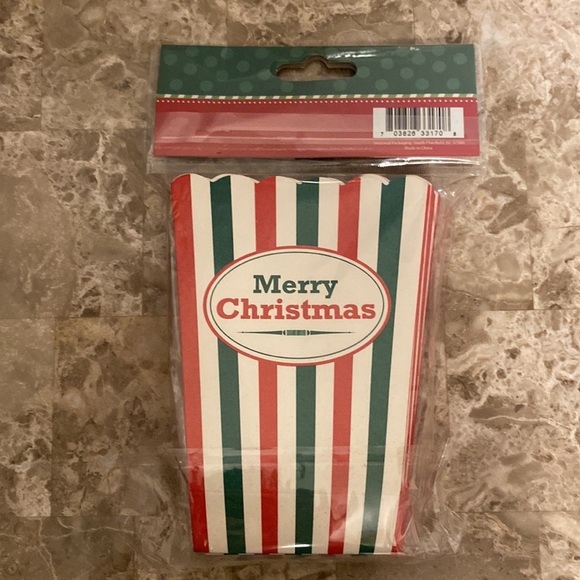 New “Candy Cane Confections” Merry Christmas Treat Boxes (8) - Picture 2 of 4